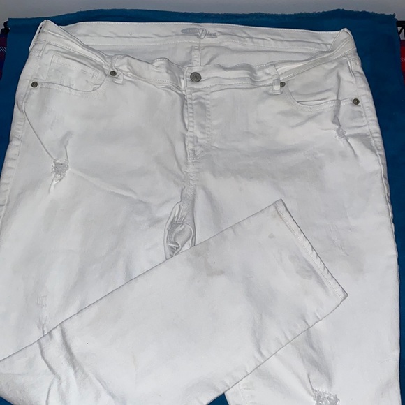 Old Navy women’s jeans - Picture 2 of 7